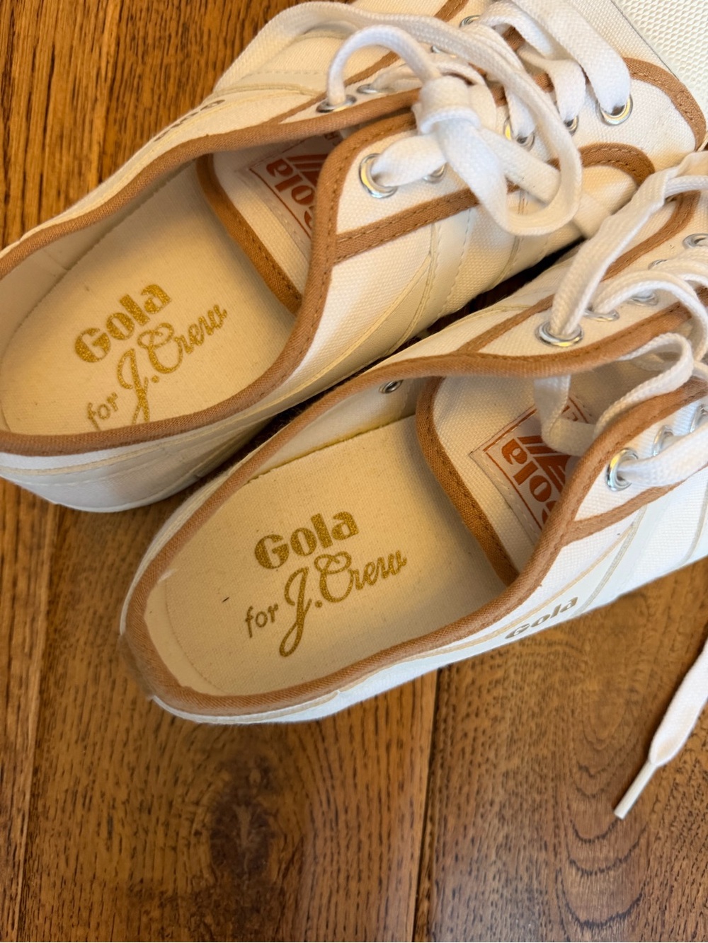 Gola x J Crew Coaster Smash Low sneakers never worn size 8 ladies white gold - Picture 3 of 7